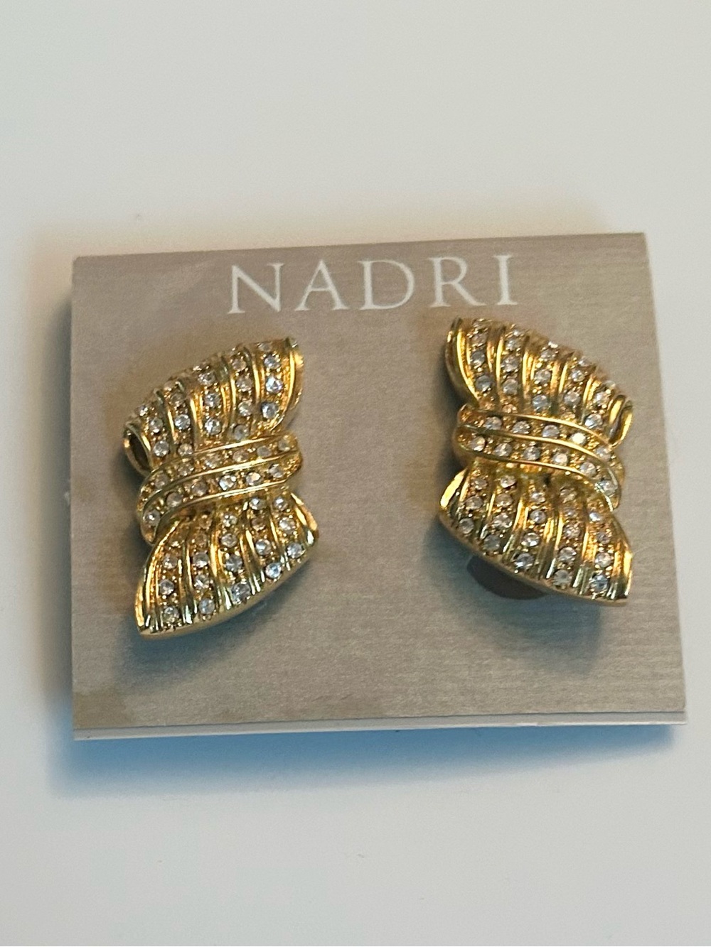 Vintage Nadri Gold Bow Crystal Clip-On Earrings - Picture 2 of 4
